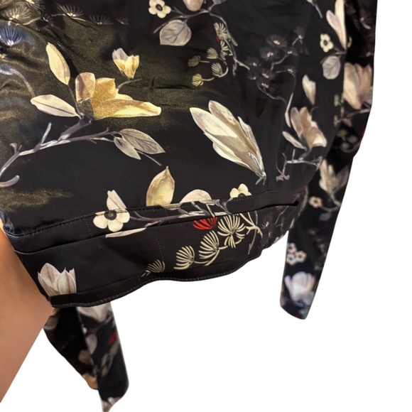 GUESS Black Floral Long Sleeve Mock Neck Top XL - Picture 10 of 13